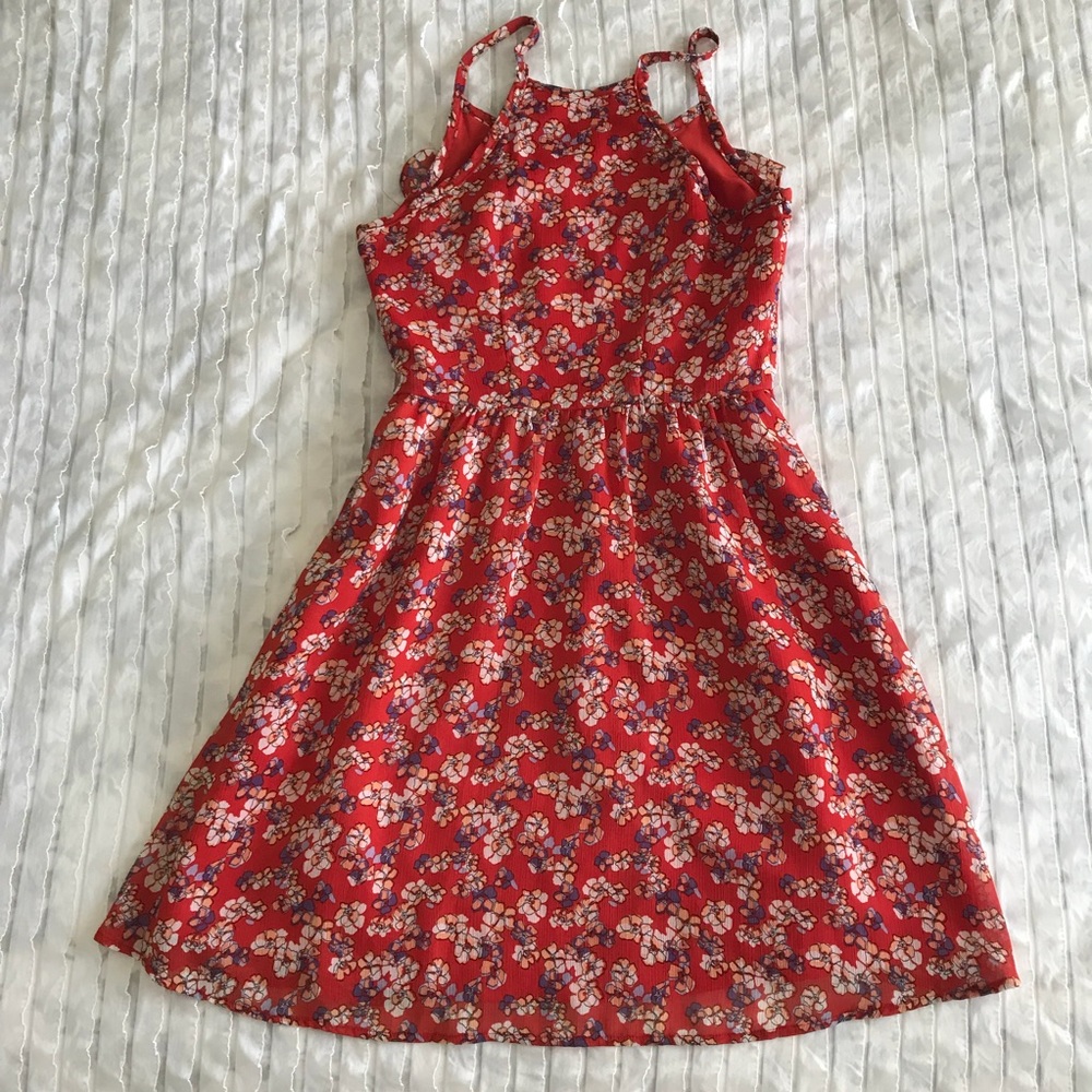 Elle Red Floral Ruffle Button Up Dress - Picture 8 of 8